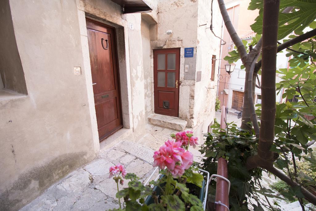 Apartment Piazza Antica Rovinj Dış mekan fotoğraf